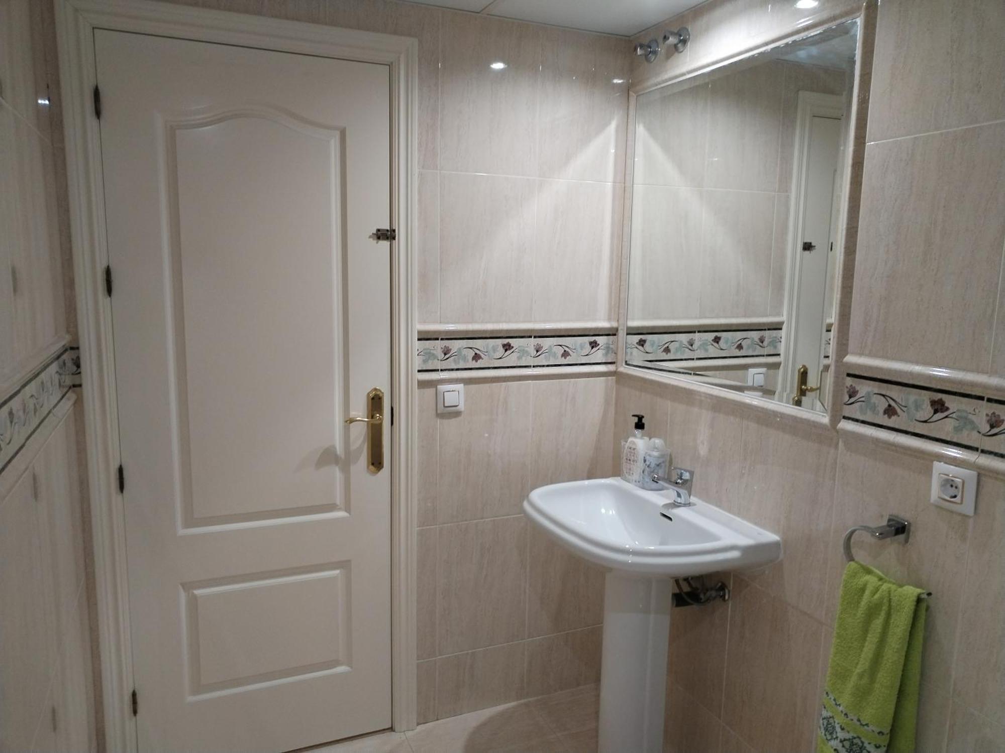Con Parking Privado Gratis Incluido Apartamento
